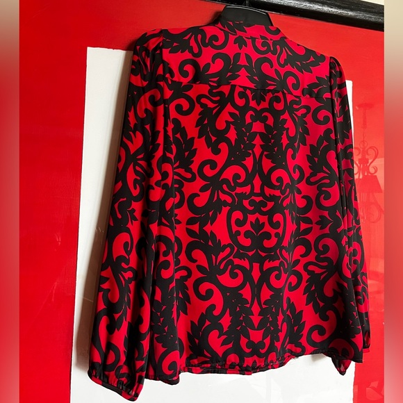 Worthington petite black red ruffles long sleeve blouse - Picture 2 of 8